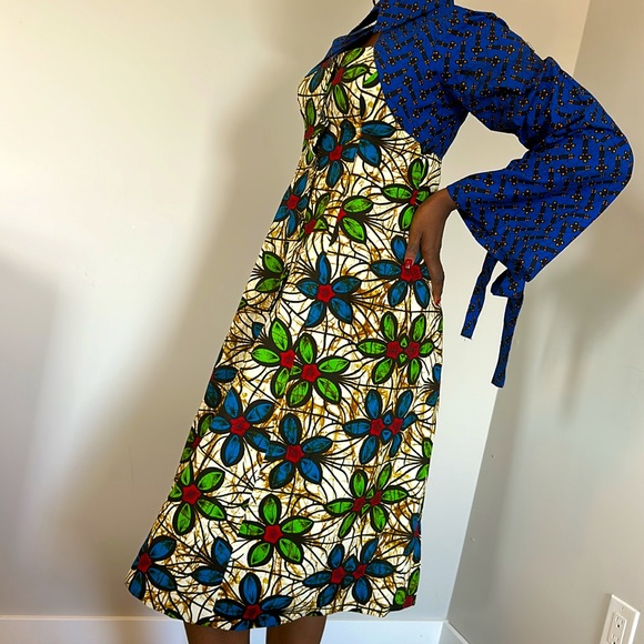 KENORIA Chyna Dress. - Picture 4 of 7